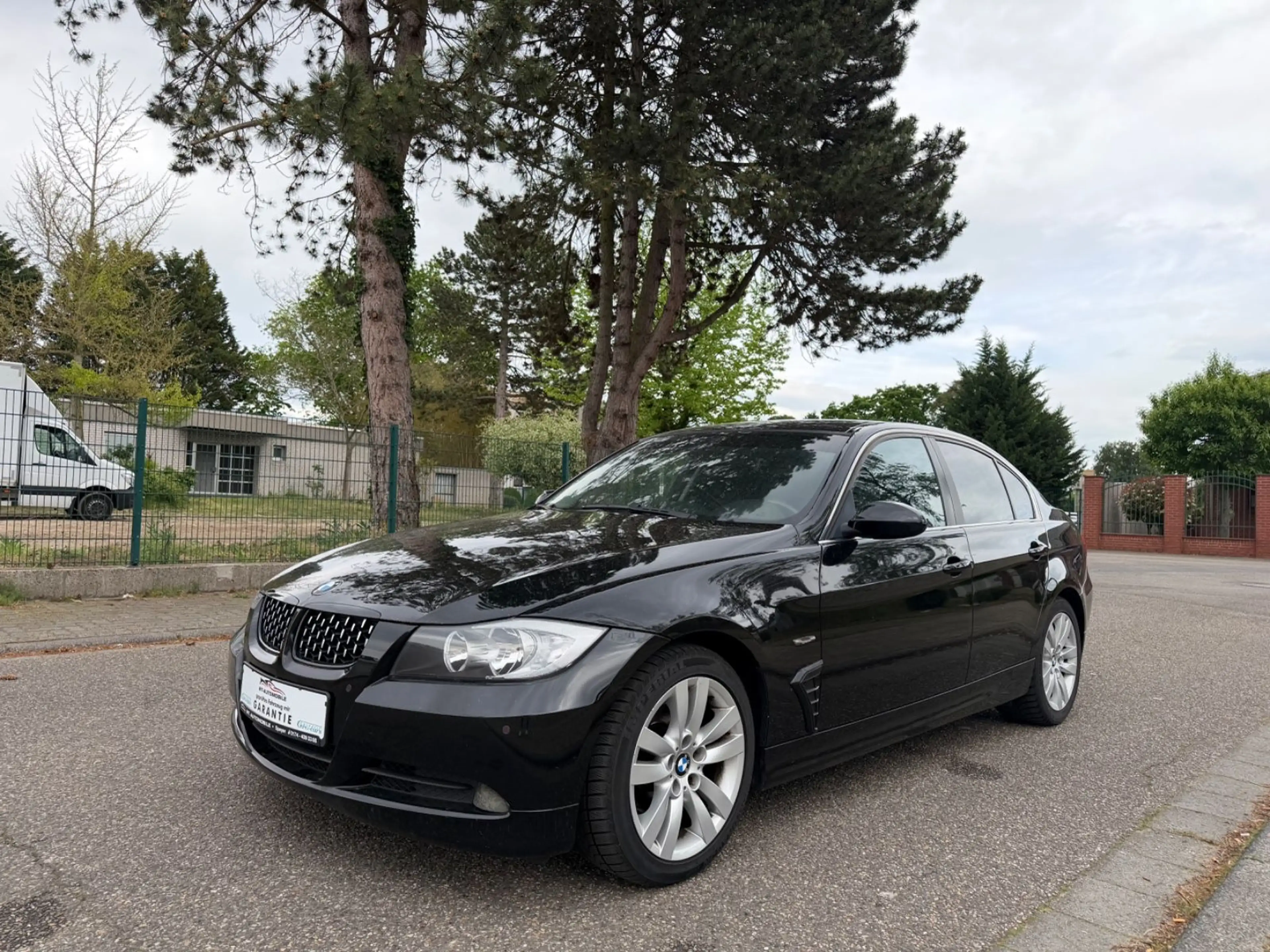 BMW 325 i 3 Limousine Automatik TÜV NEU & Garantie!!!