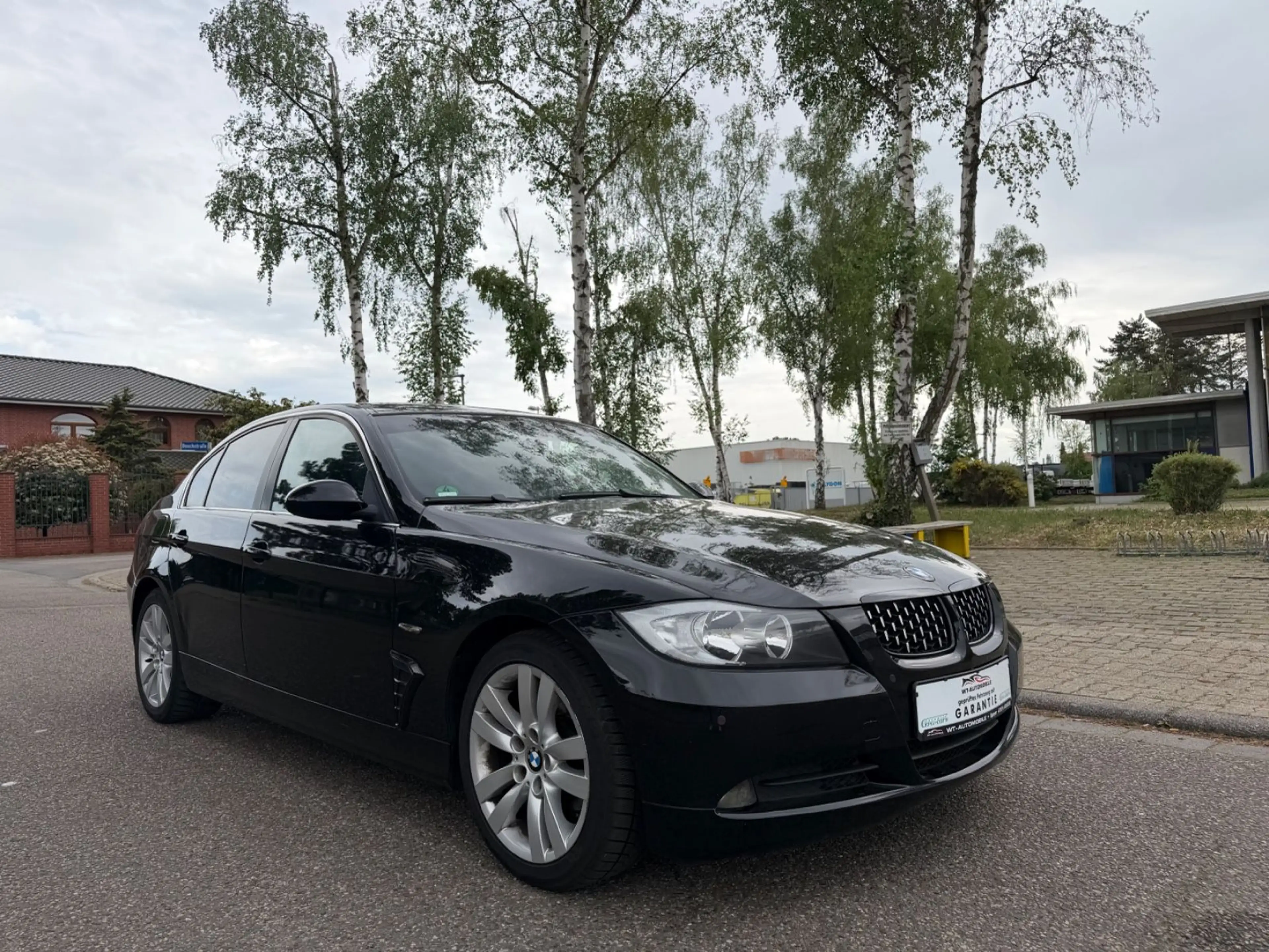 BMW 325 i 3 Limousine Automatik TÜV NEU & Garantie!!! — photo 2