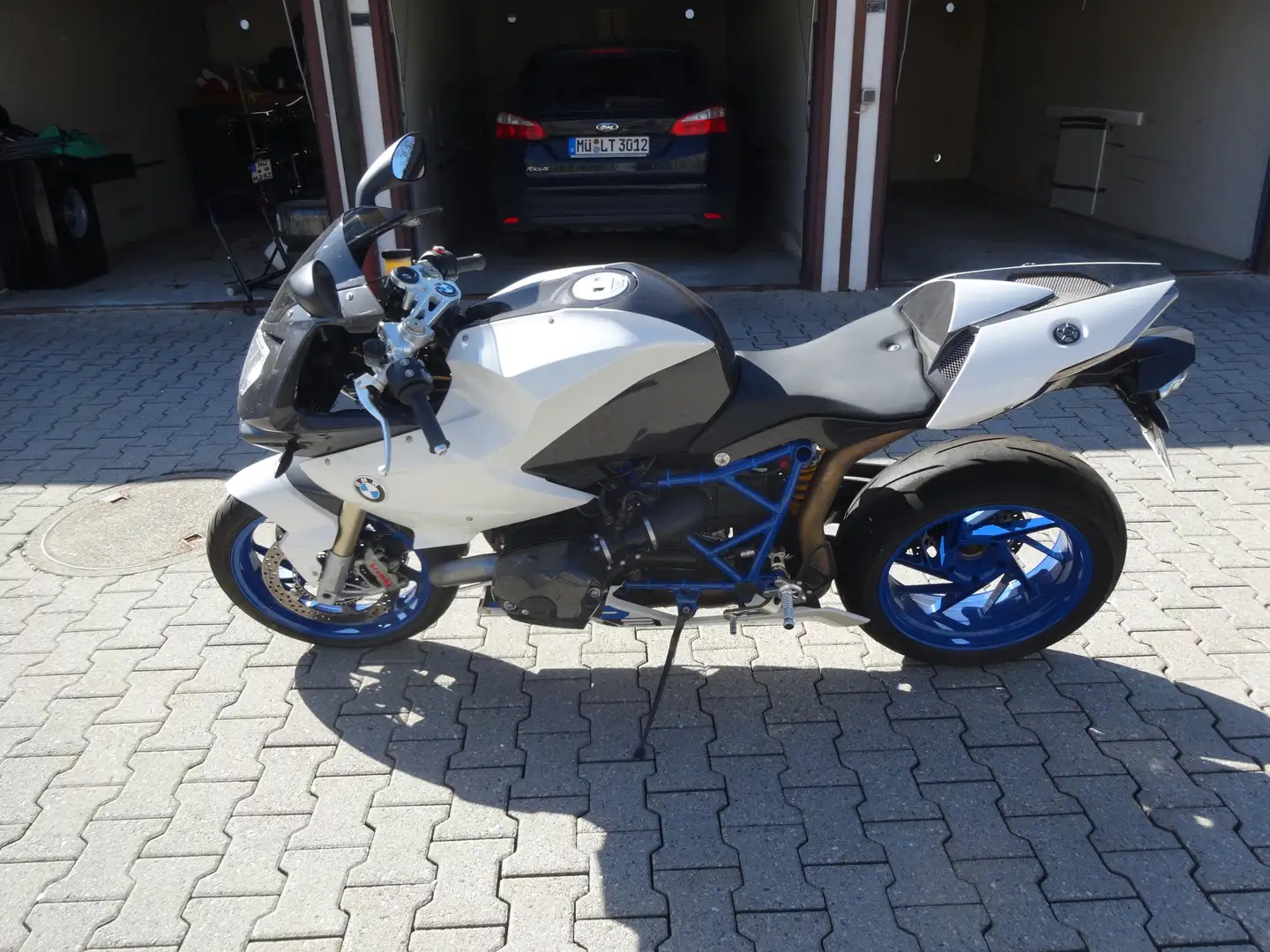 BMW HP2 Sport Weiß - 2