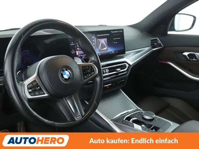 BMW 3 Series view 11