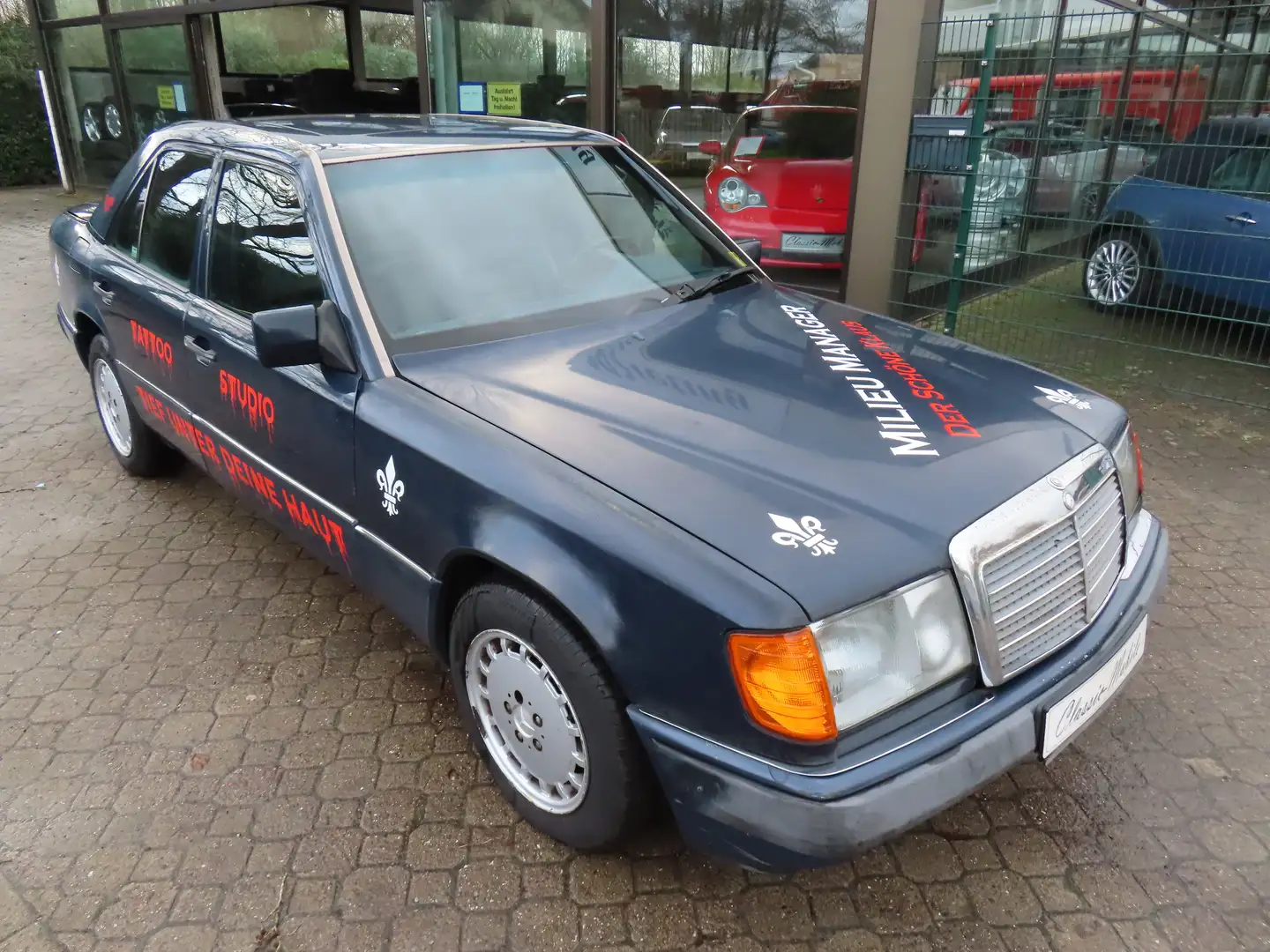 Mercedes-Benz 200 E W124*prominenter Vorbesitz "Der schöne Klaus* plava - 1
