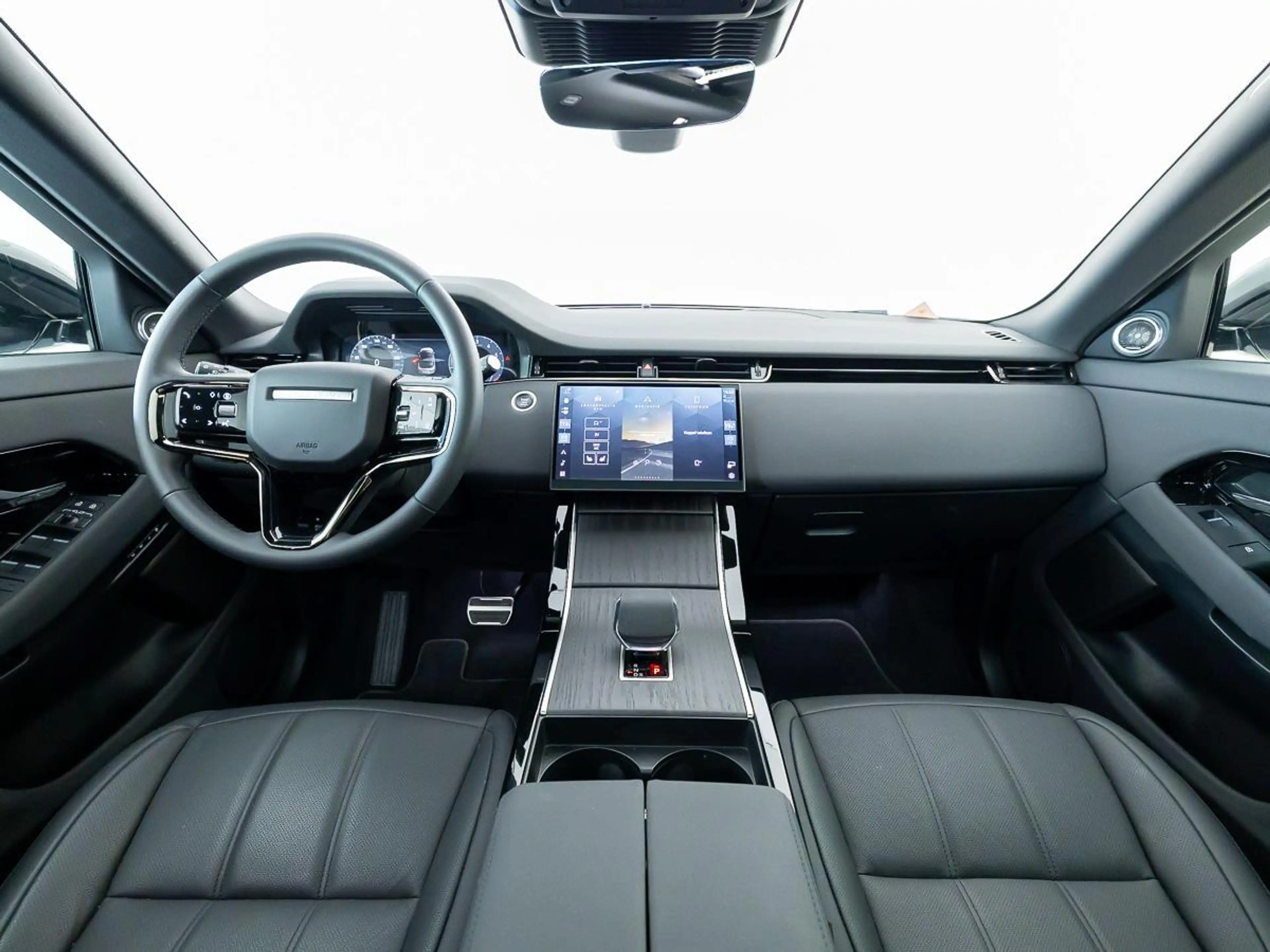 Land Rover Range Rover Evoque 1.5 P270e PHEV AWD SE Dynamic Edition l Cold Clima — photo 4