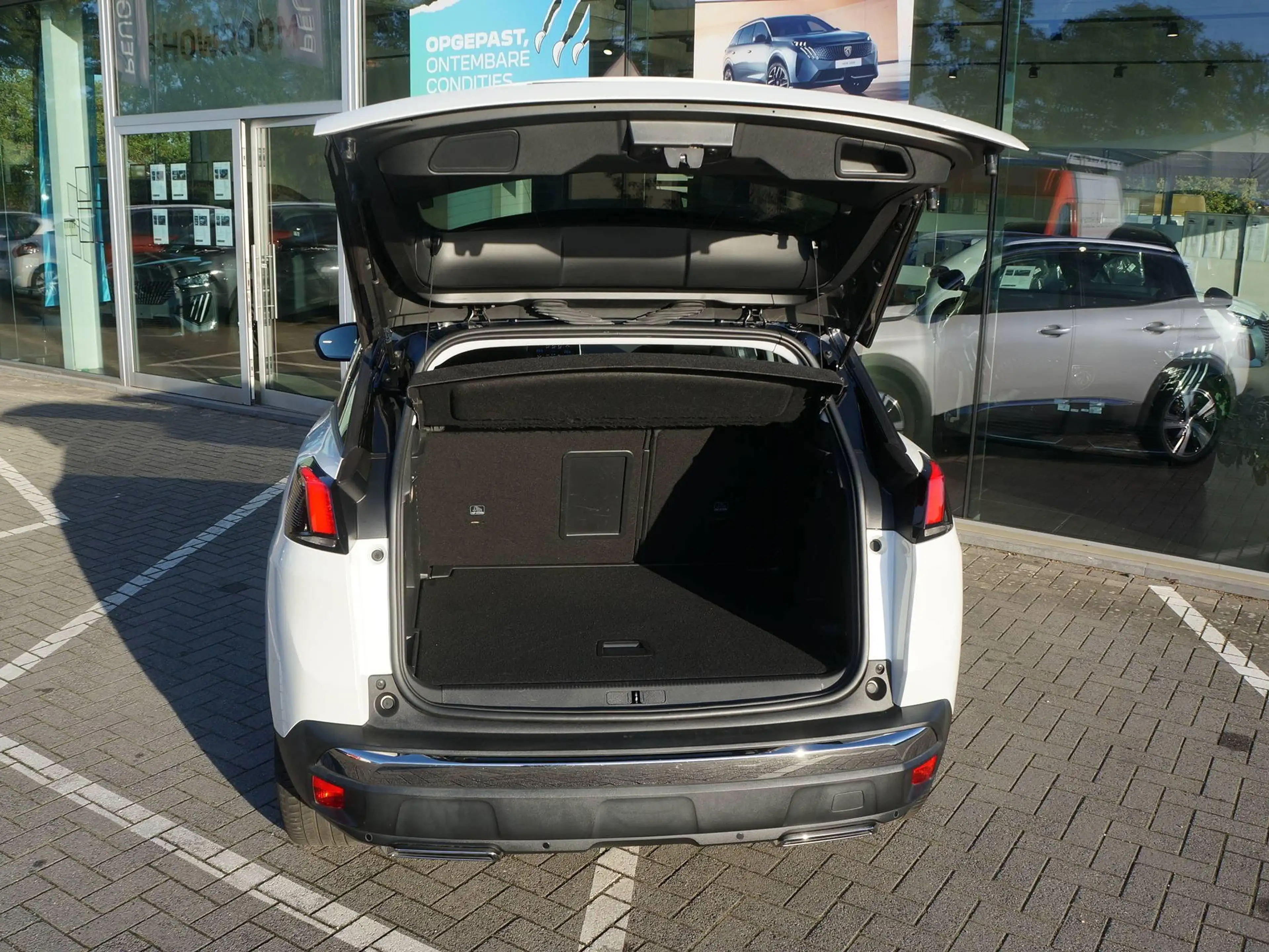 Peugeot 3008 3008 1.2 PureTech Allure (EU6.2) — photo 4