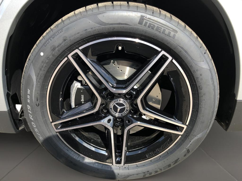 Mercedes-Benz GLA 200 AMG+ILS+MBUX+MBeam+Night+AHK+Pano+SHD — photo 10