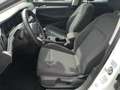 Volkswagen Golf Life 2.0TDI LED Navi SHZ ACC App Weiß - thumbnail 11