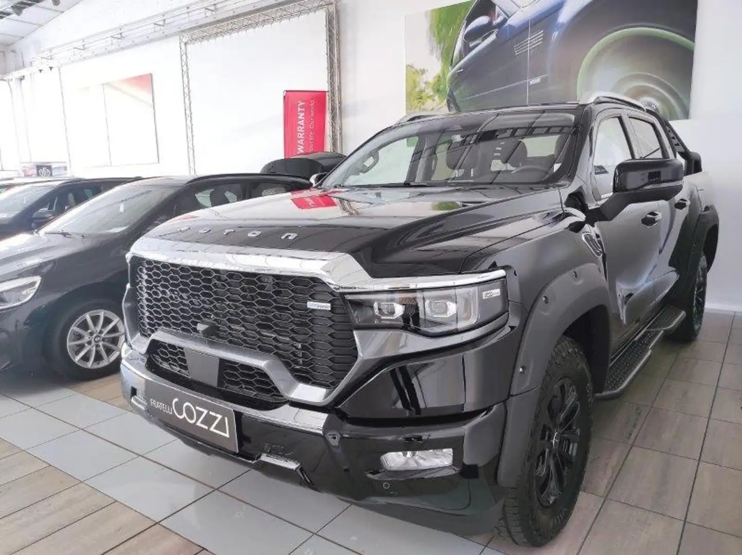 Altro FOTON TUNLAND V9 HYBRID AT8 ULTRA Nero - 2