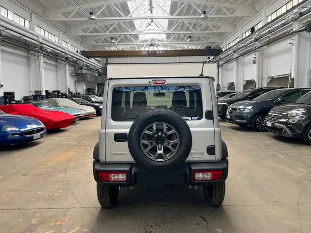 Suzuki Jimny view 6