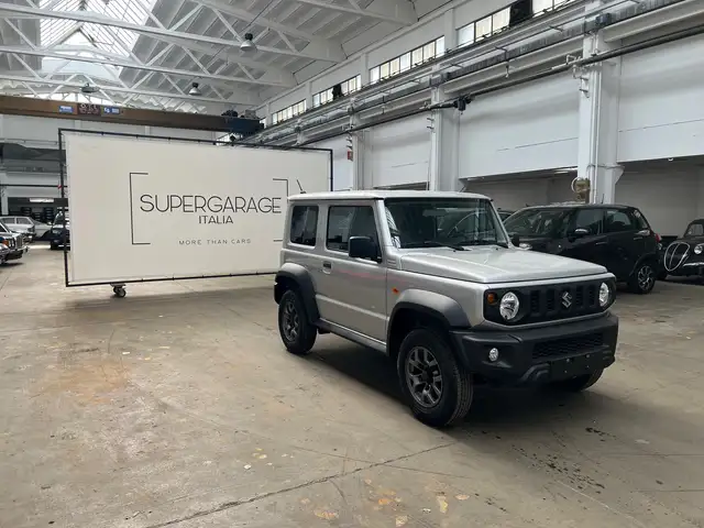 Suzuki Jimny view 2
