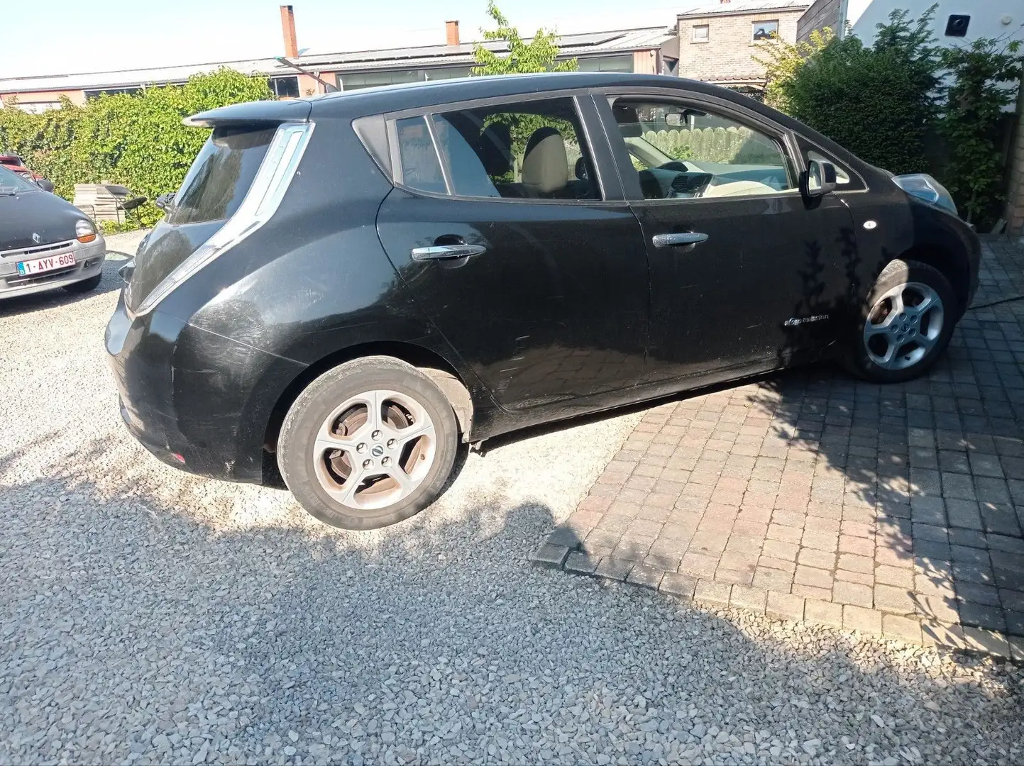 Nissan Leaf - 2
