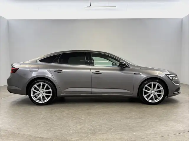 Renault Talisman view 10