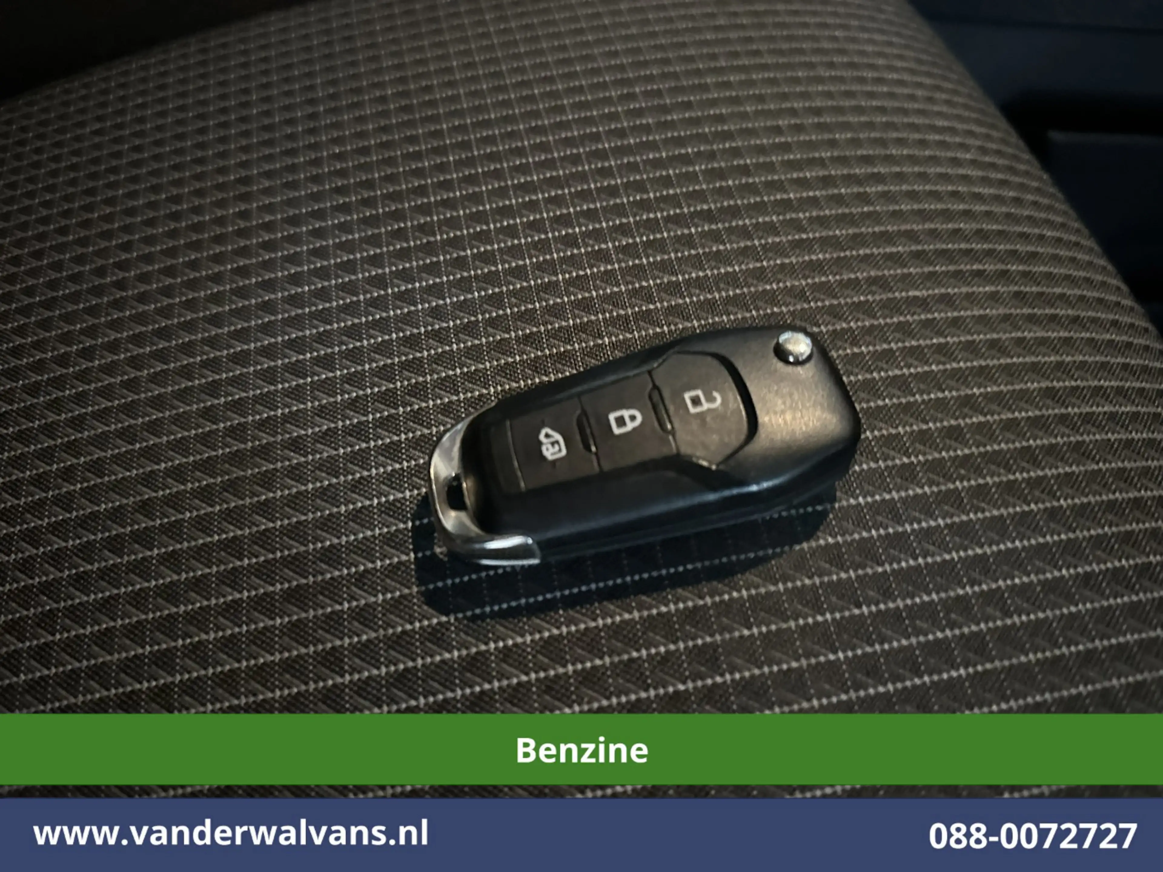 Ford Transit Courier 1.0 EcoBoost 101pk Benzine L1H1 Euro6 Airco | Appl — photo 17