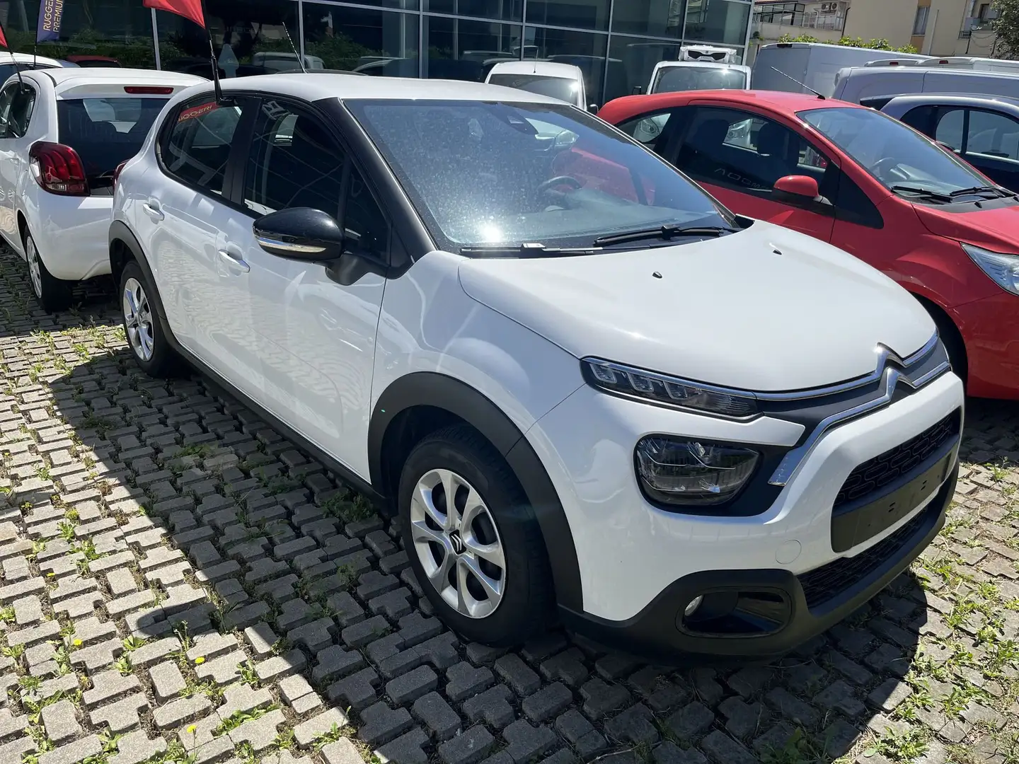 Citroen C3 PureTech 83 S&S Feel Wit - 2