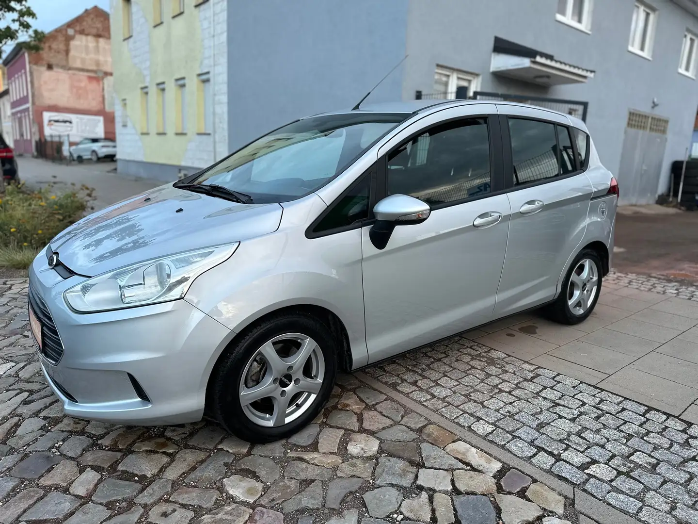 Ford B-Max Trend Zahnriemen und motor öl neu. Silber - 1