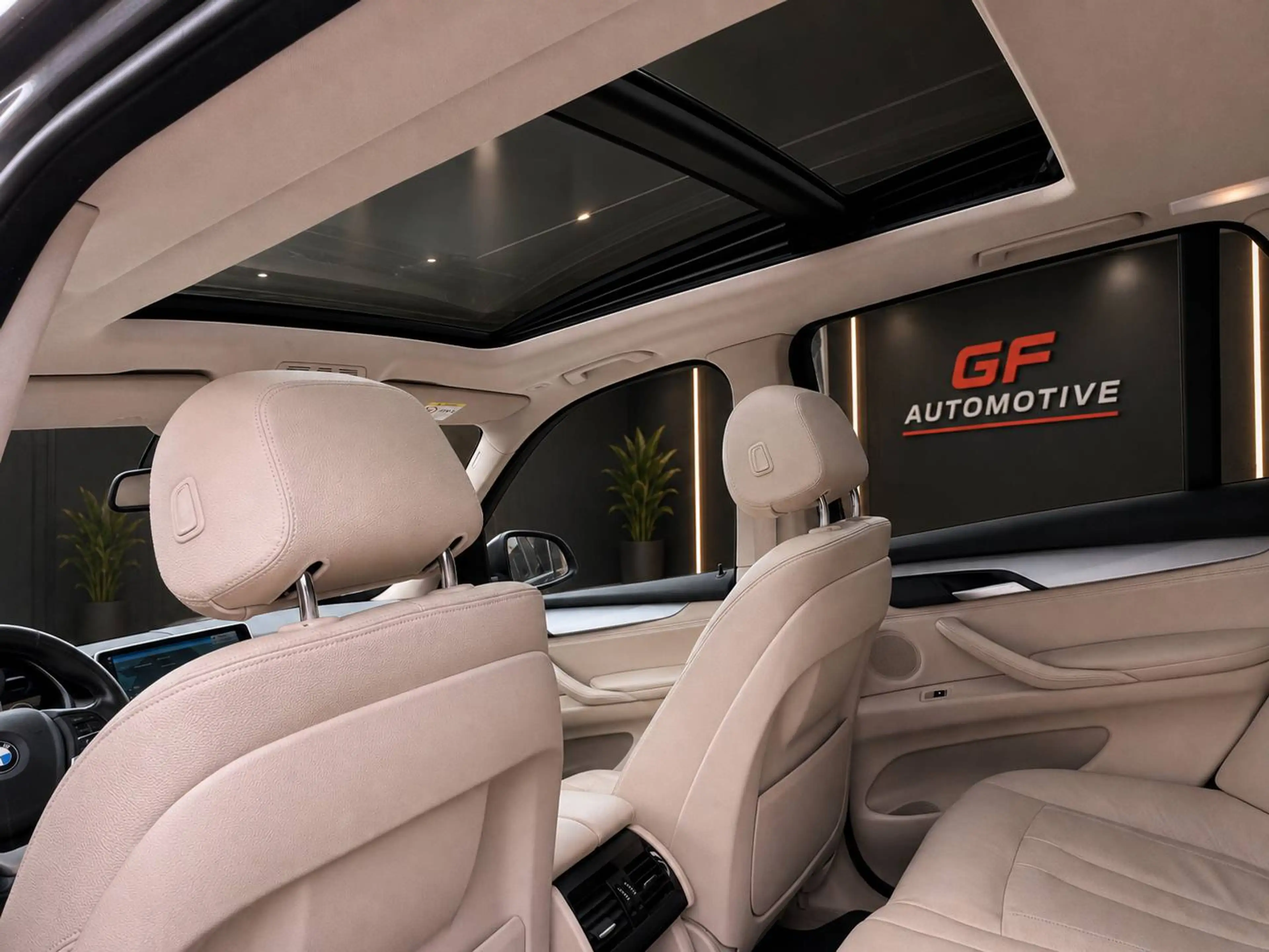 BMW X5 X5 2.0 dA sDrive25 — photo 8