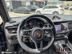 Porsche Macan снимка Porsche Macan