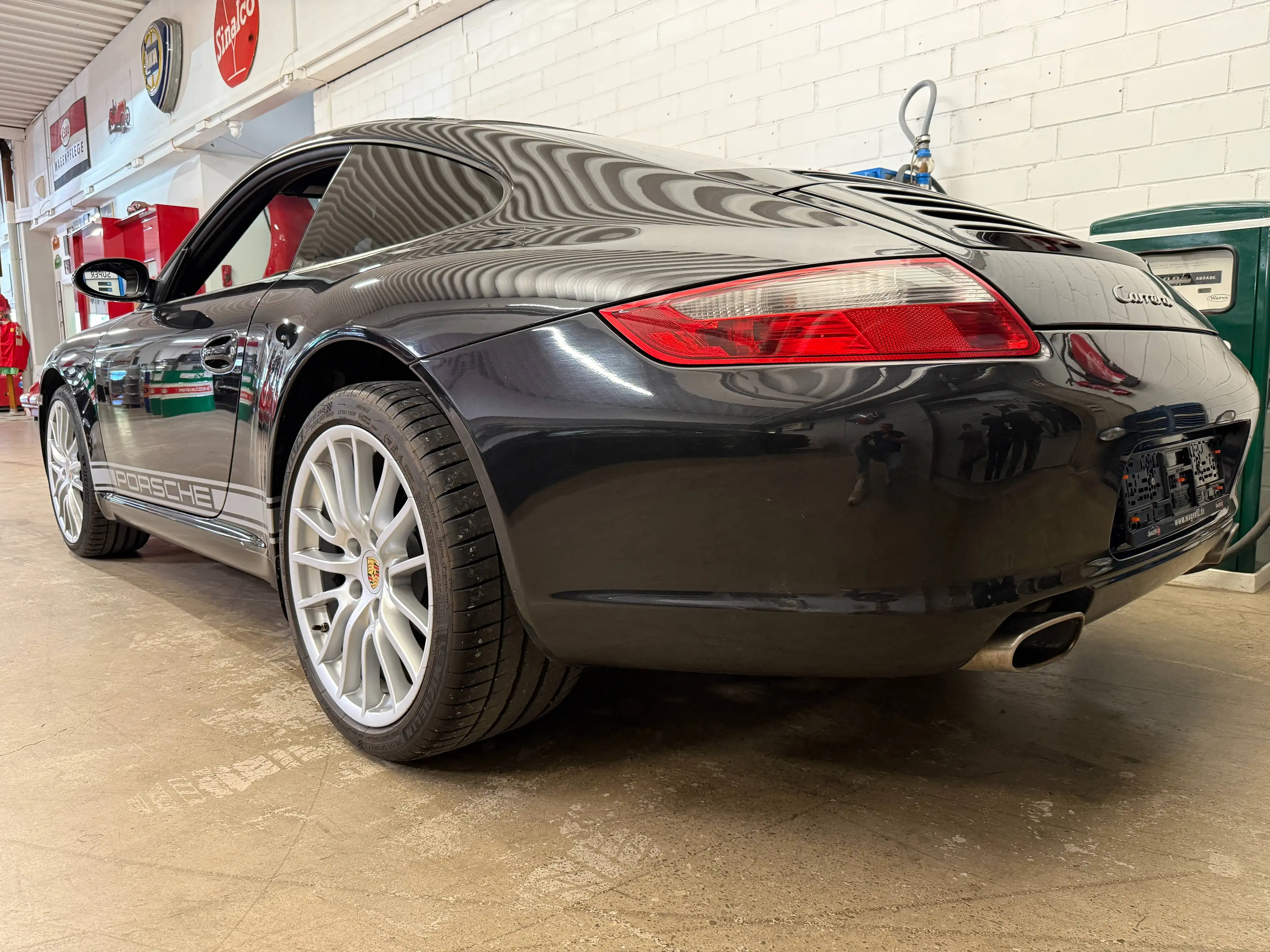 Porsche 997 911 Carrera Tiptronic — photo 14