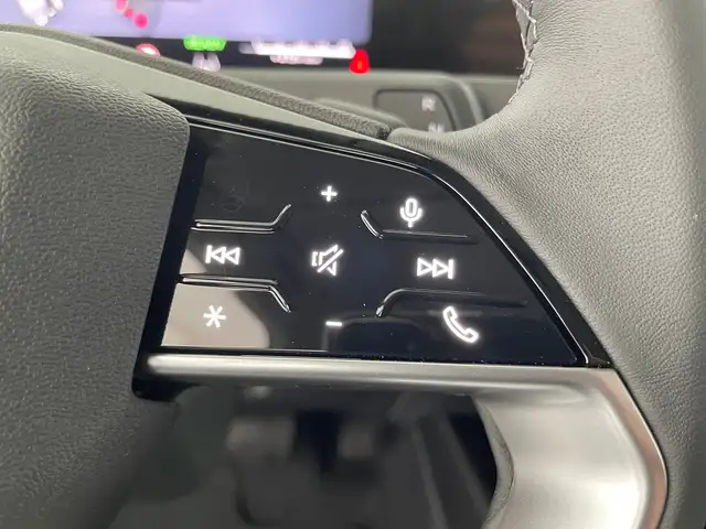 Audi Q3 view 15