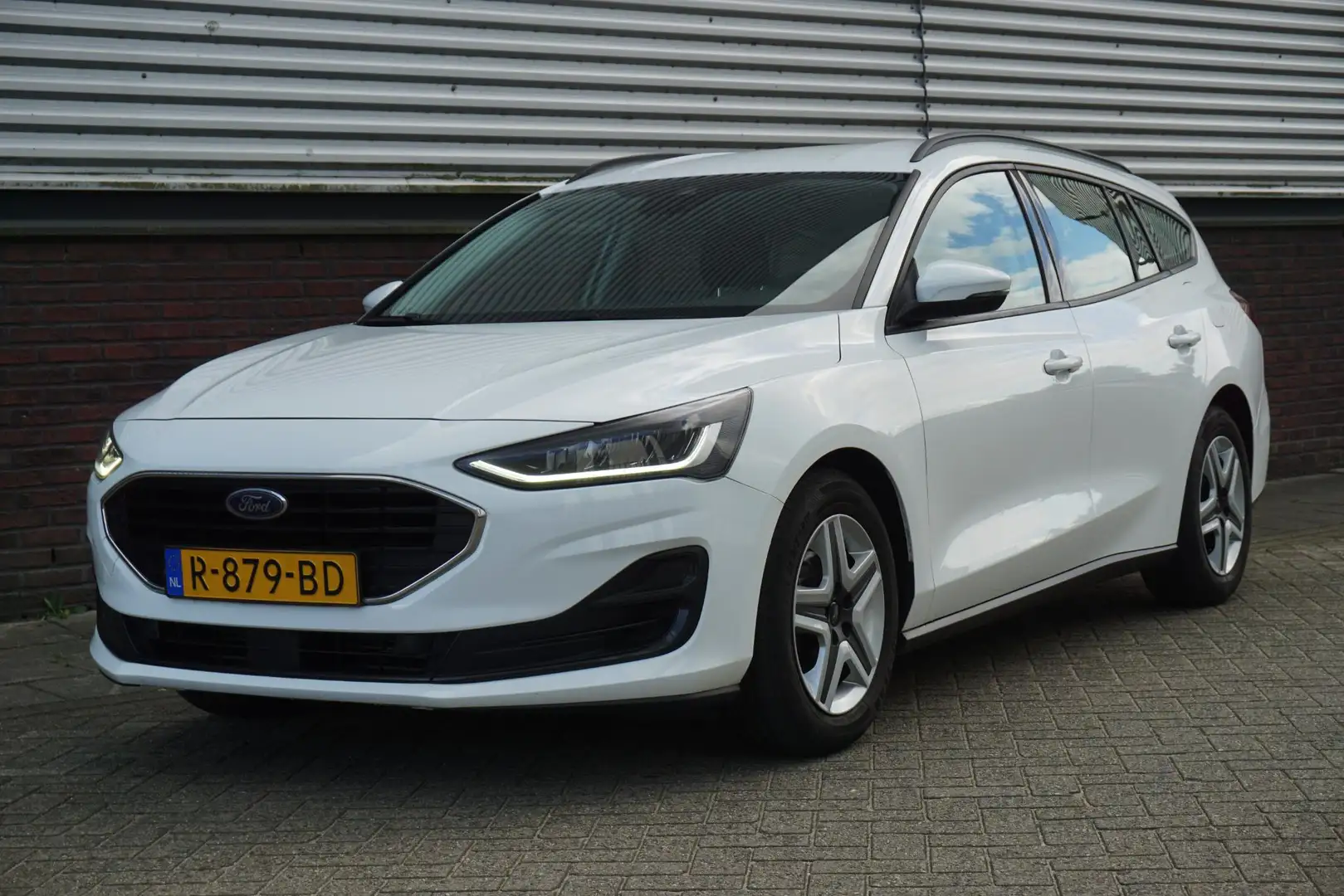Ford Focus Wagon 1.0 EcoBoost 125PK Hybrid Connected/Comfort Blanc - 1