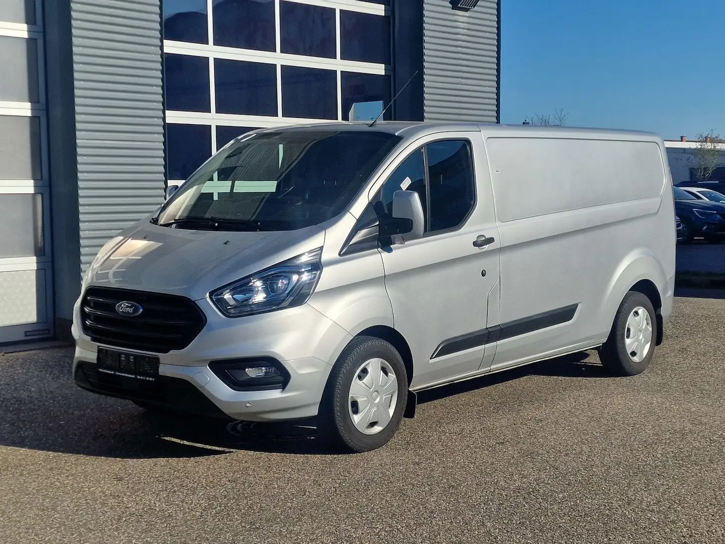 Ford Transit Custom 320 L2 Trend Klima NAVI Werkstatt Silber - 1