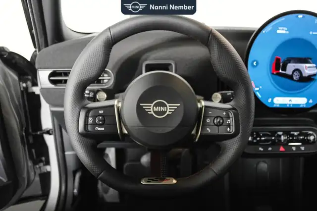 Mini Hatch view 15