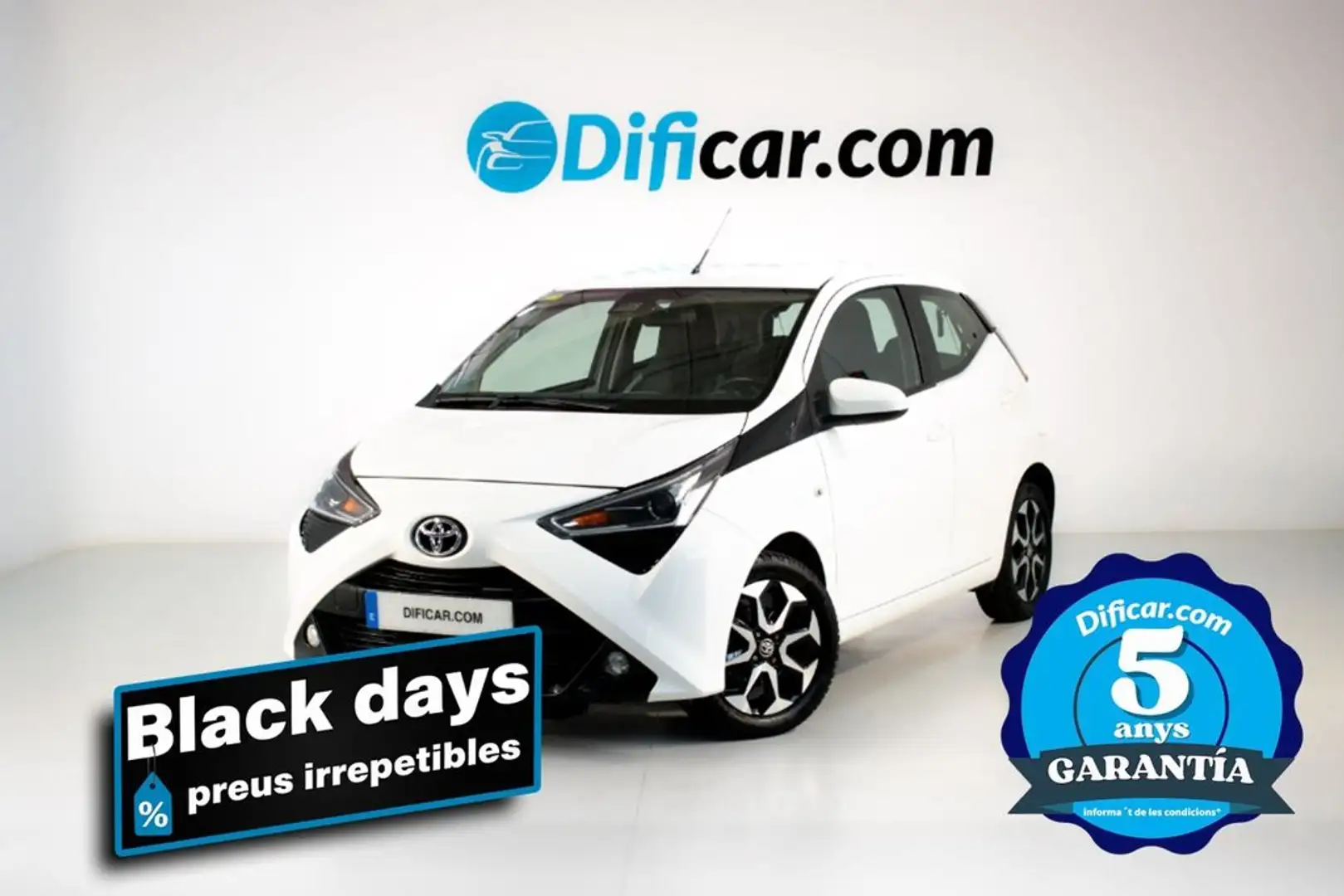 Toyota Aygo 1.0 70 X-PLAY Blanco - 1