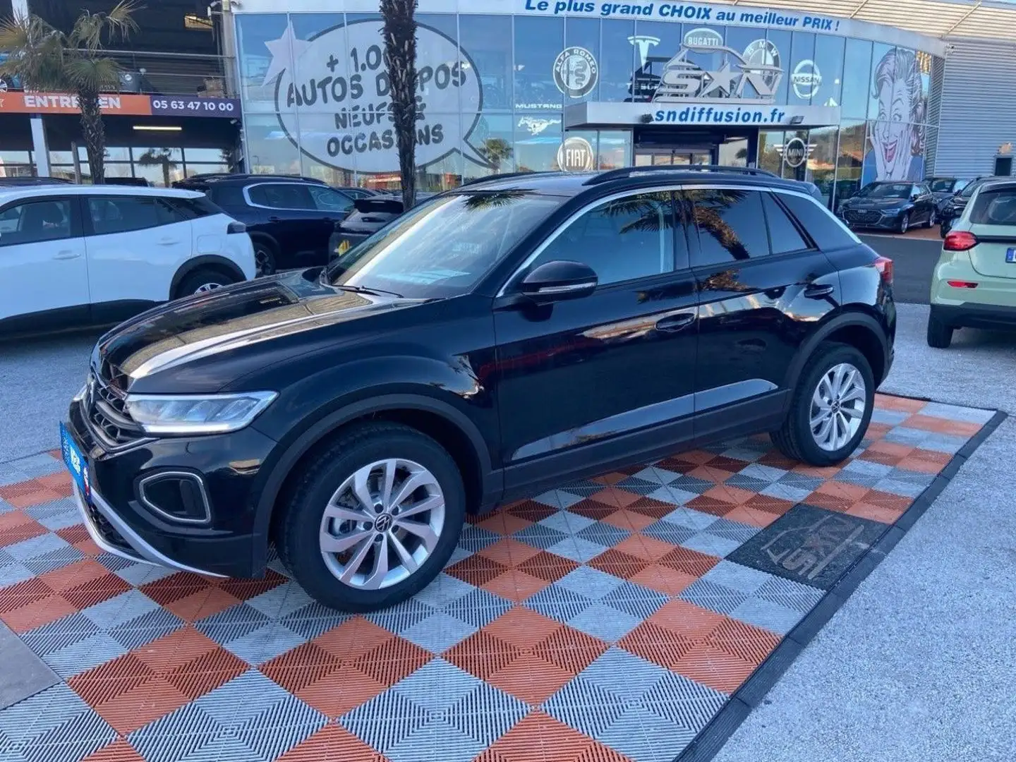 Volkswagen T-Roc 2.0 TDI 150 DSG7 VW EDITION Export JA 17\u0026amp; Noir - 1