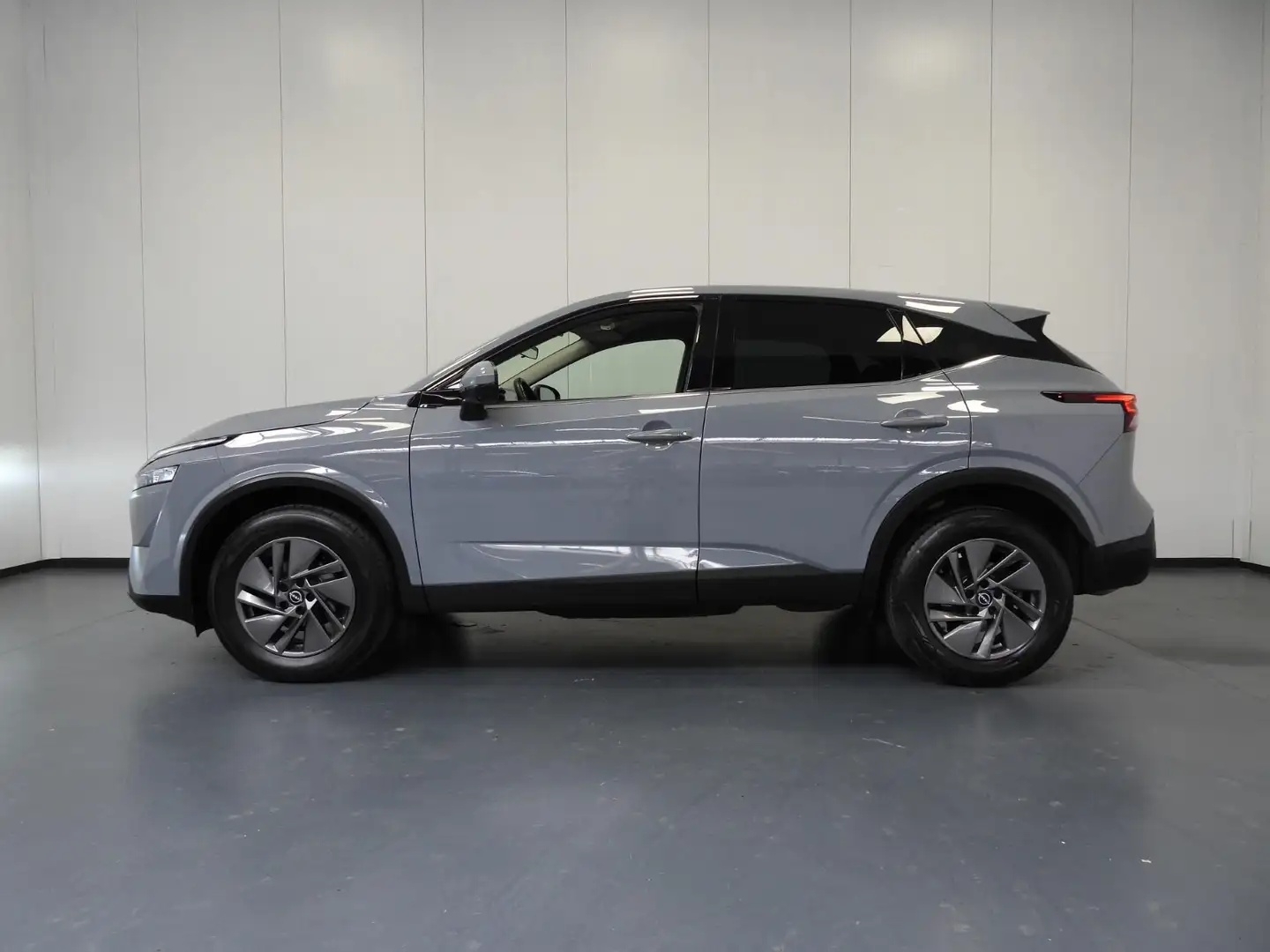 Nissan Qashqai 1.3 MHEV Acenta NAVI/360CAM/CLIMA/LED/17"LMV! Gris - 2