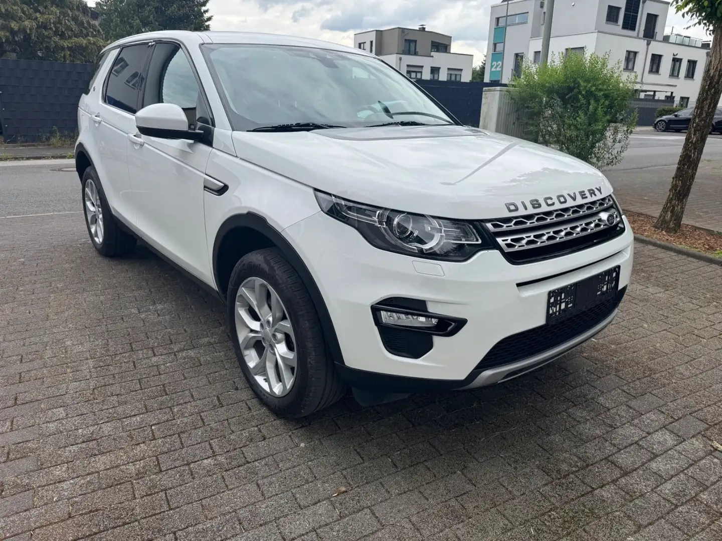 Land Rover Discovery Sport HSE*Kamera*Voll* Bílá - 2