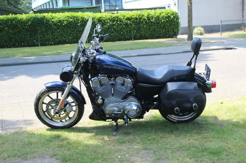 Harley-Davidson Sportster 883 - foto 3