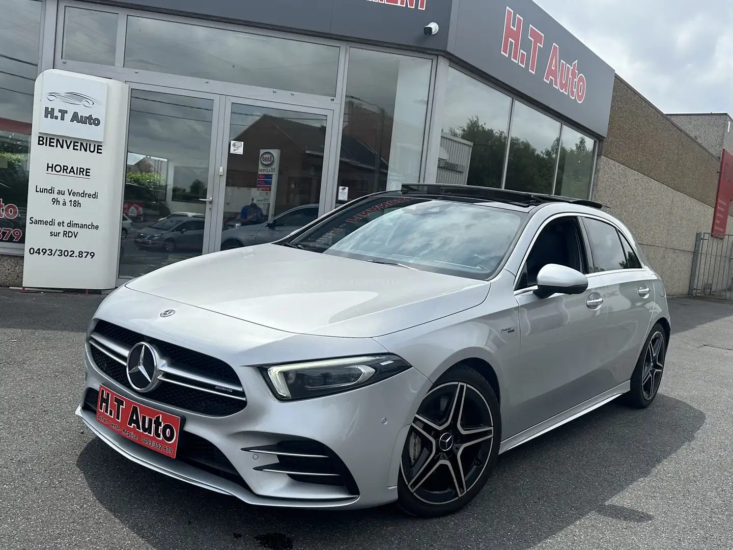 Mercedes-Benz A 35 AMG 4-Matic/Etat neuf/Full options/Toit pano/Led Grijs - 1