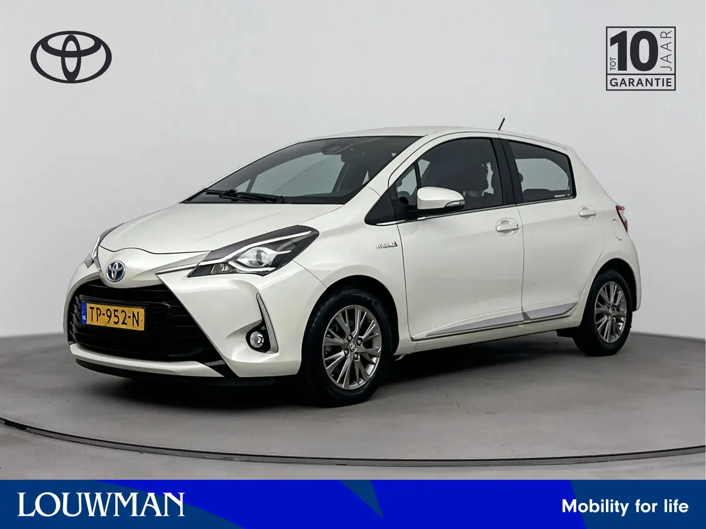 Toyota Yaris 1.5 Hybrid Executive Wit - 1
