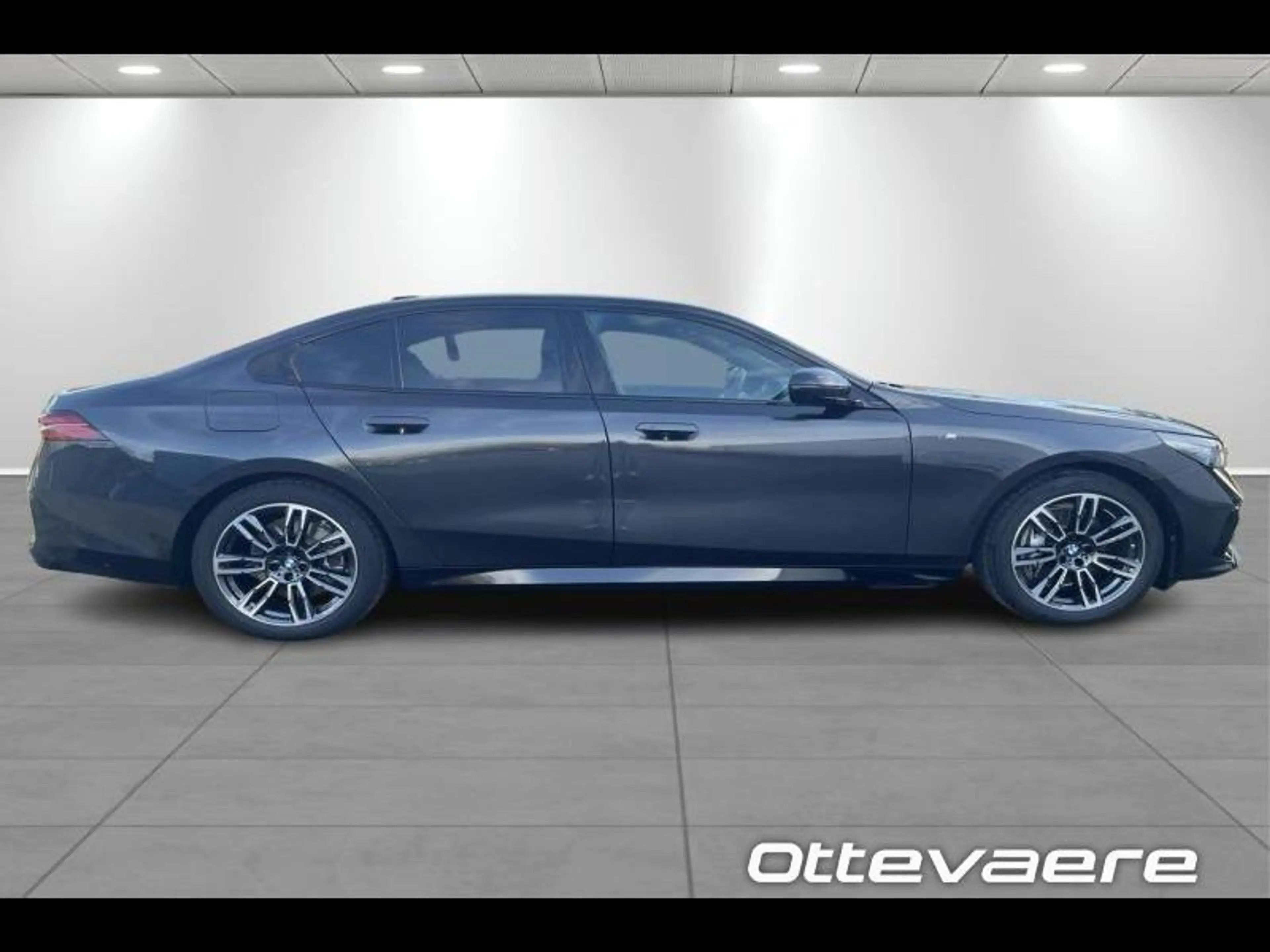 BMW i5 i5 eDrive40 — photo 3
