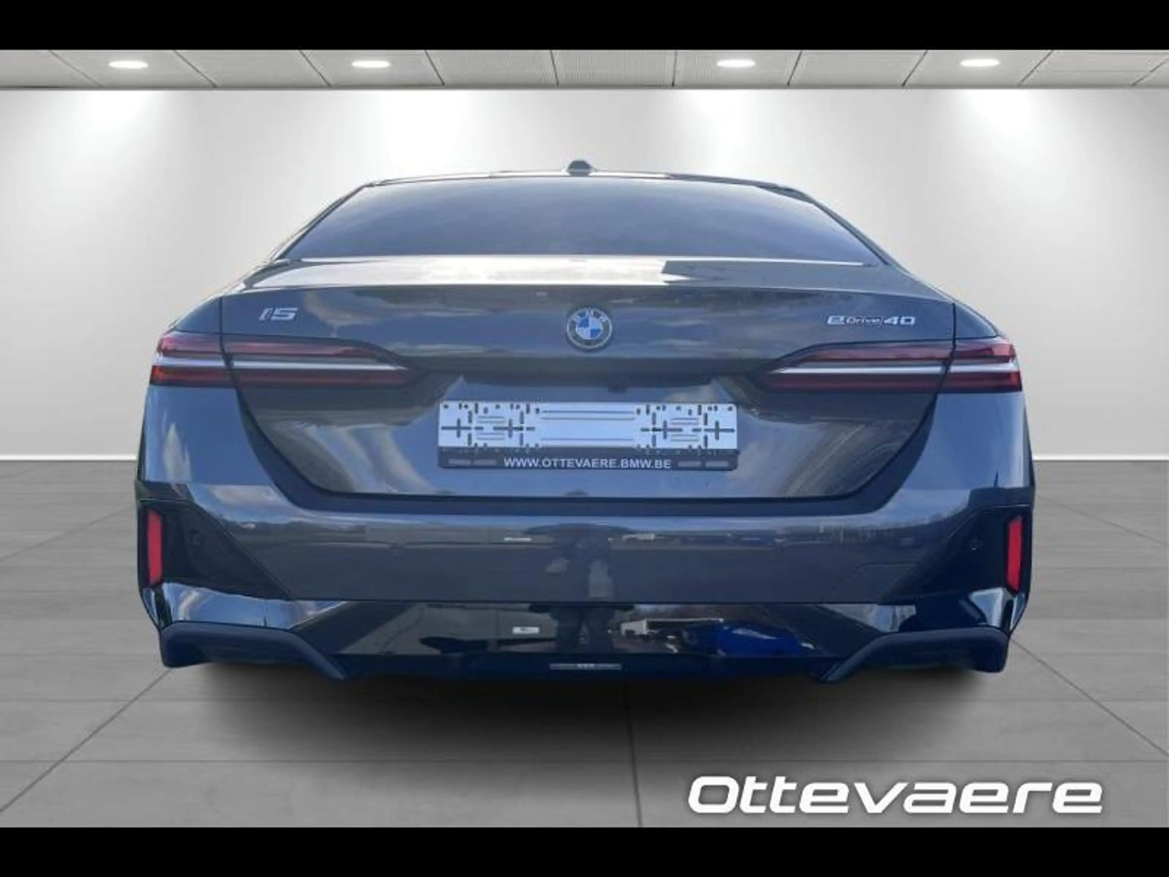 BMW i5 i5 eDrive40 — photo 4