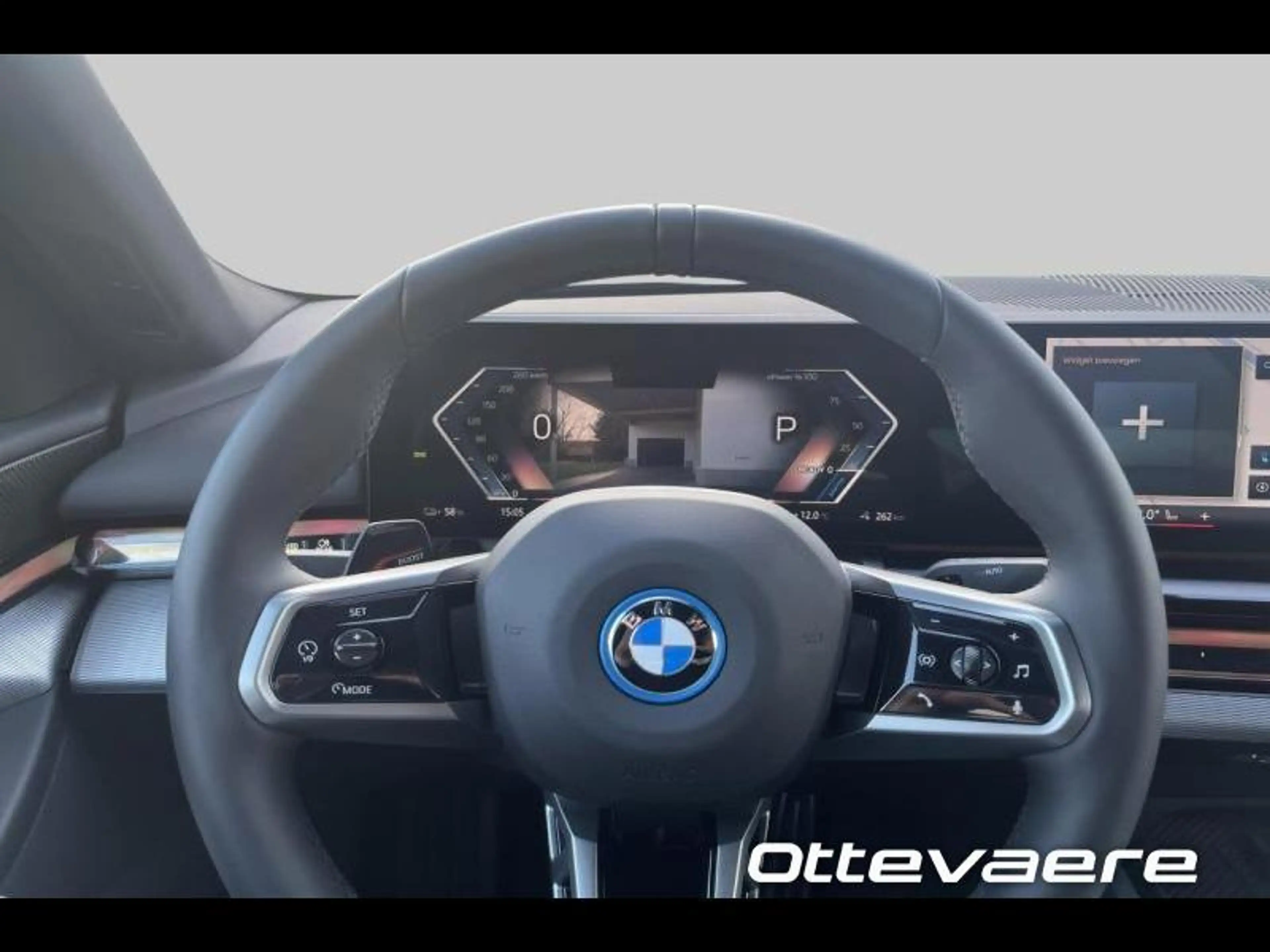 BMW i5 i5 eDrive40 — photo 9