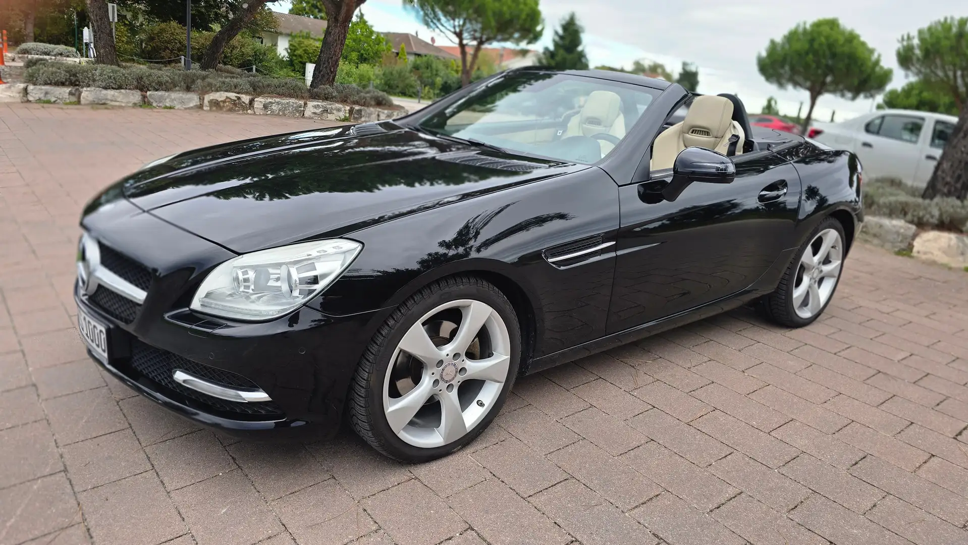 Mercedes-Benz SLK 200 SLK 200 Bi-XEN LEDER BEIGE PANORAMA PDC NAVI Negro - 2