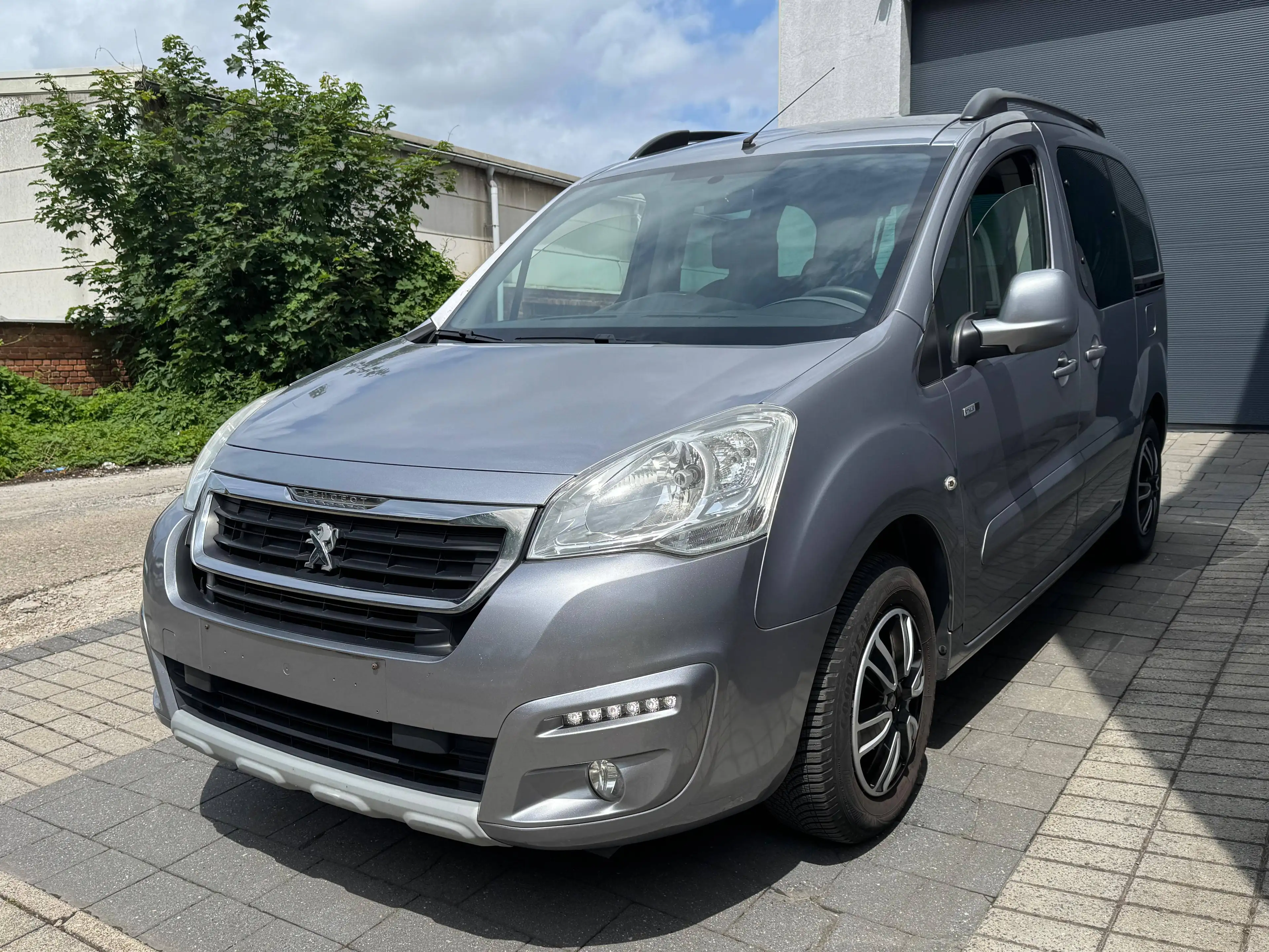 Peugeot Partner 1.2 PureTech Style S AIRCO 5 PLTS AIRCO — photo 3