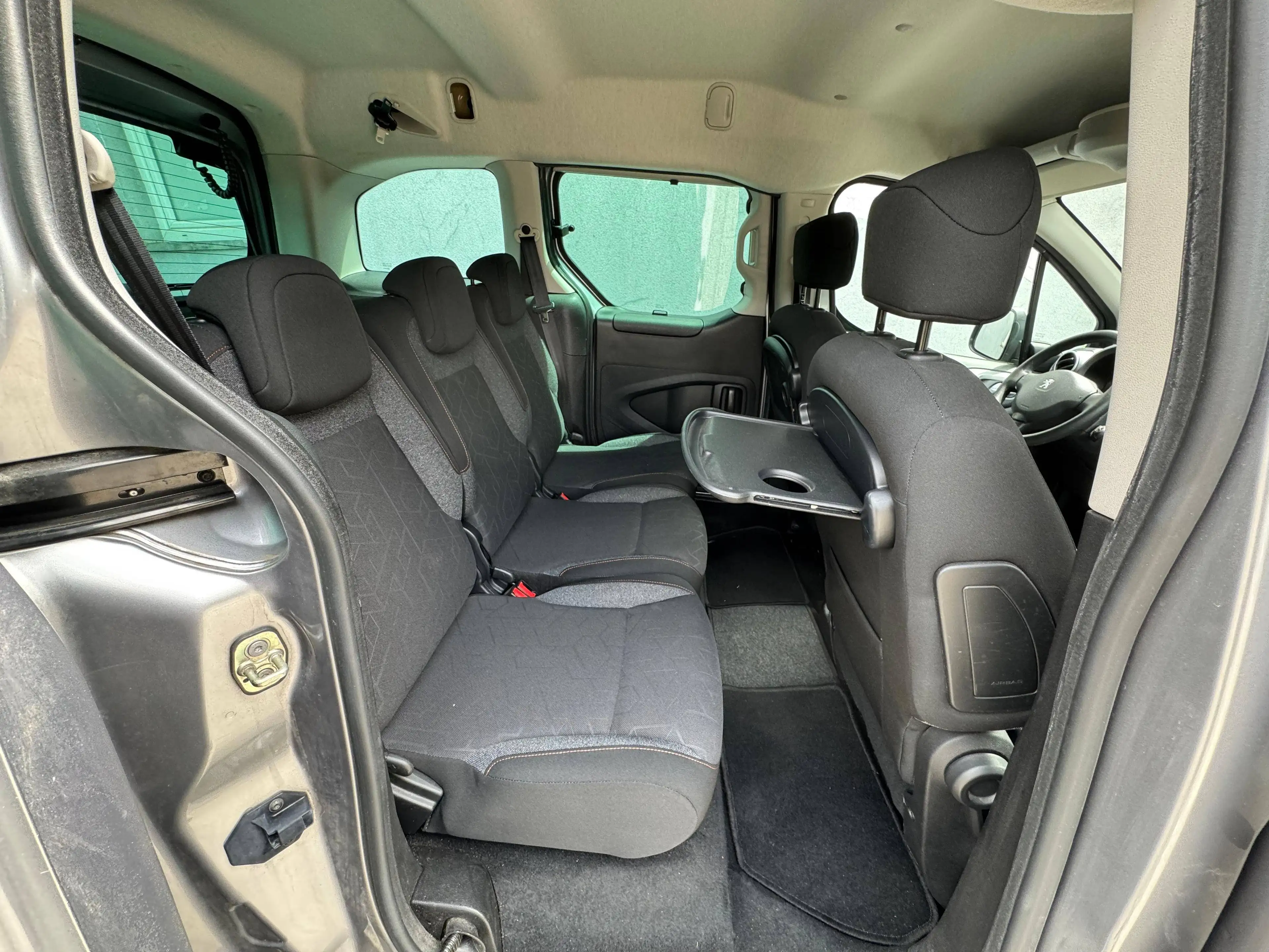 Peugeot Partner 1.2 PureTech Style S AIRCO 5 PLTS AIRCO — photo 13