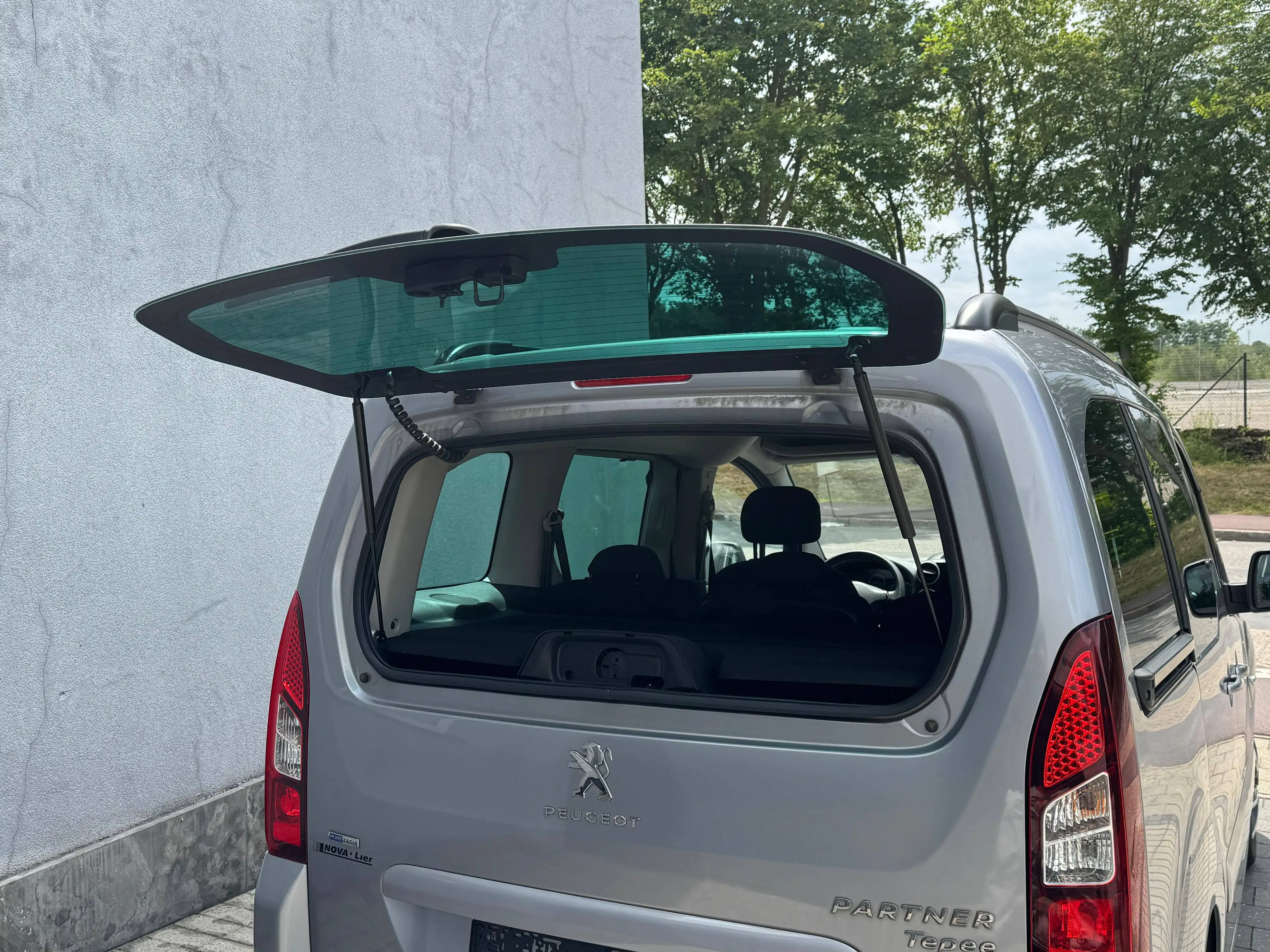 Peugeot Partner 1.2 PureTech Style S AIRCO 5 PLTS AIRCO — photo 11