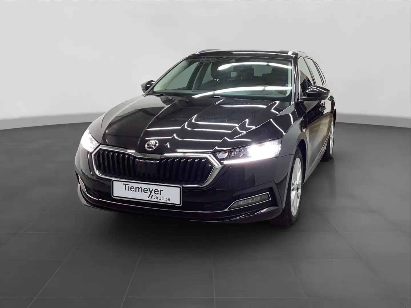 Skoda Octavia Combi 2.0 TDI DSG STYLE COLUMBUS HEAD-UP Nero - 2