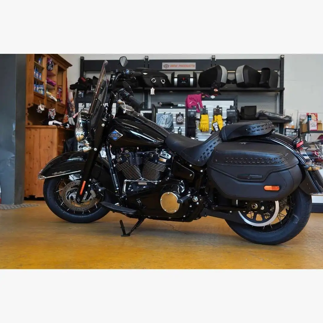 Harley-Davidson Heritage Heritage Classic Vivid Black Schwarz - 2
