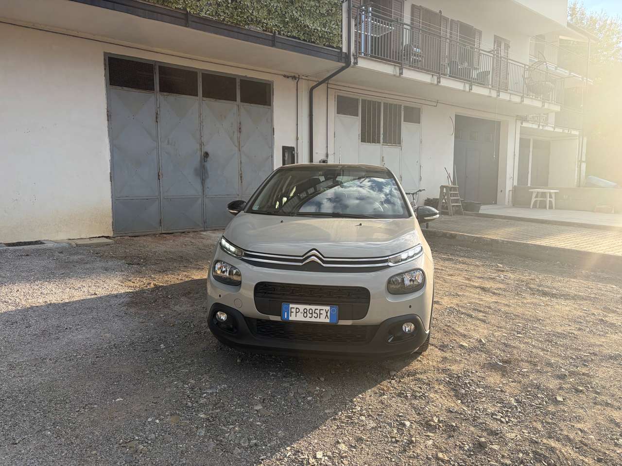 Citroen C3 C3 III 2017 1.2 puretech Shine 82cv