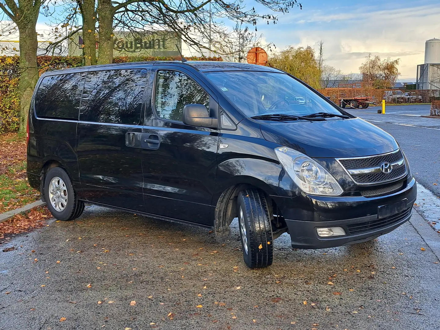 Hyundai H-1 H 1 Cargo HK Black - 2