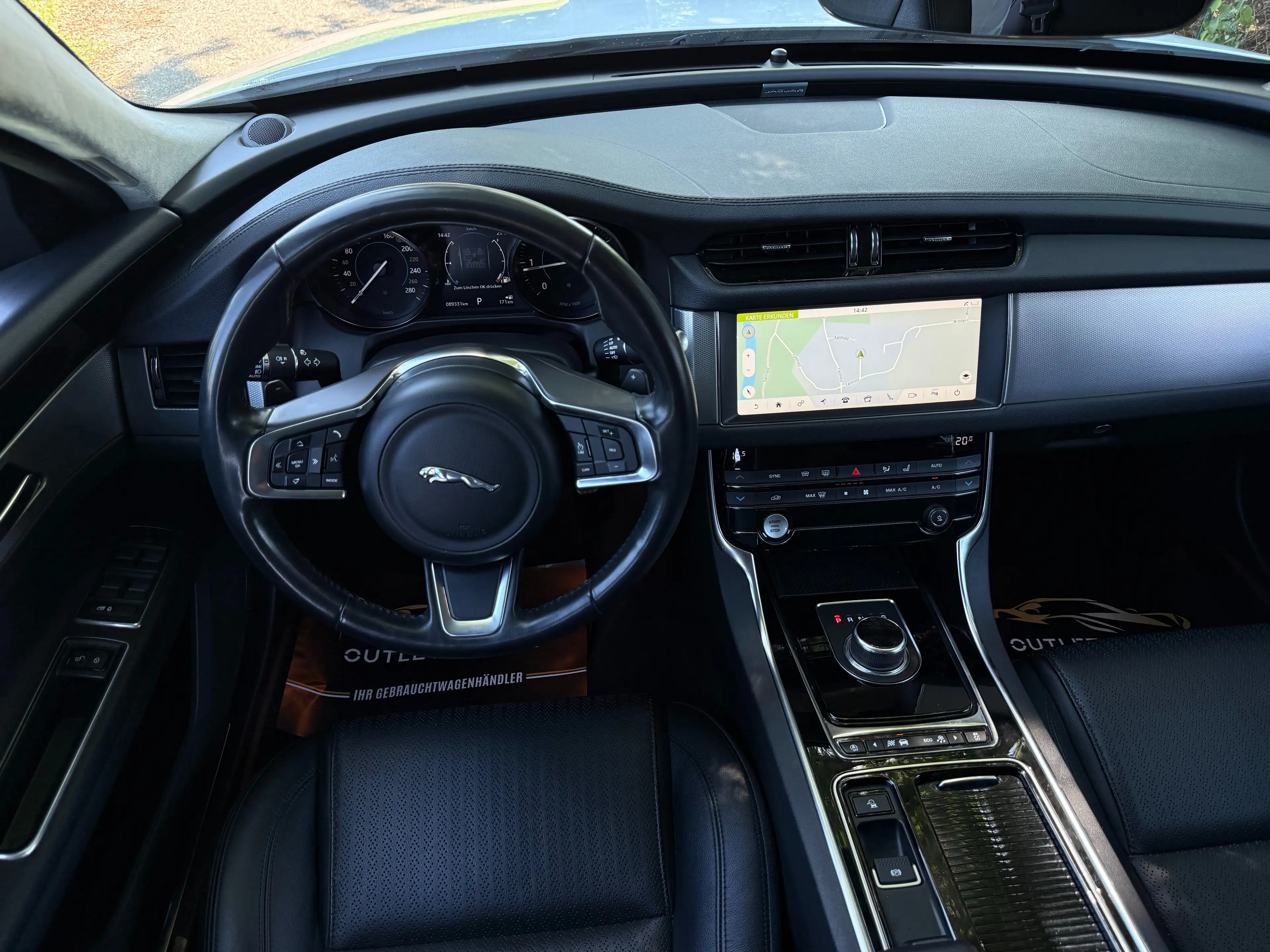 Jaguar XF Sportbrake 20d AWD Prestige Aut.*Mega-Ausstattung* — photo 15