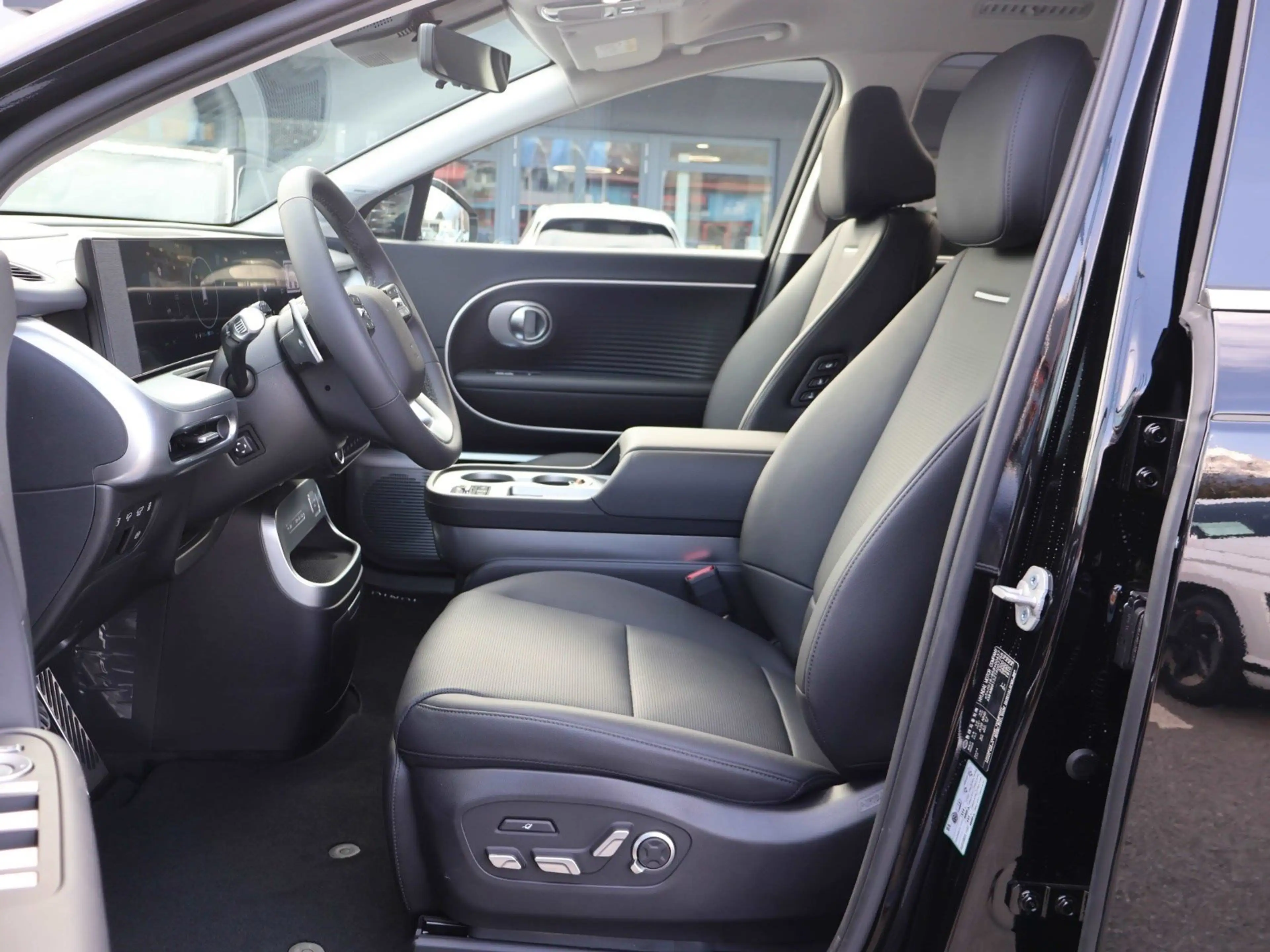 Hyundai IONIQ 9 Prestige Line 110 kWh 4WD abzüglich Superbonus 96 — photo 14