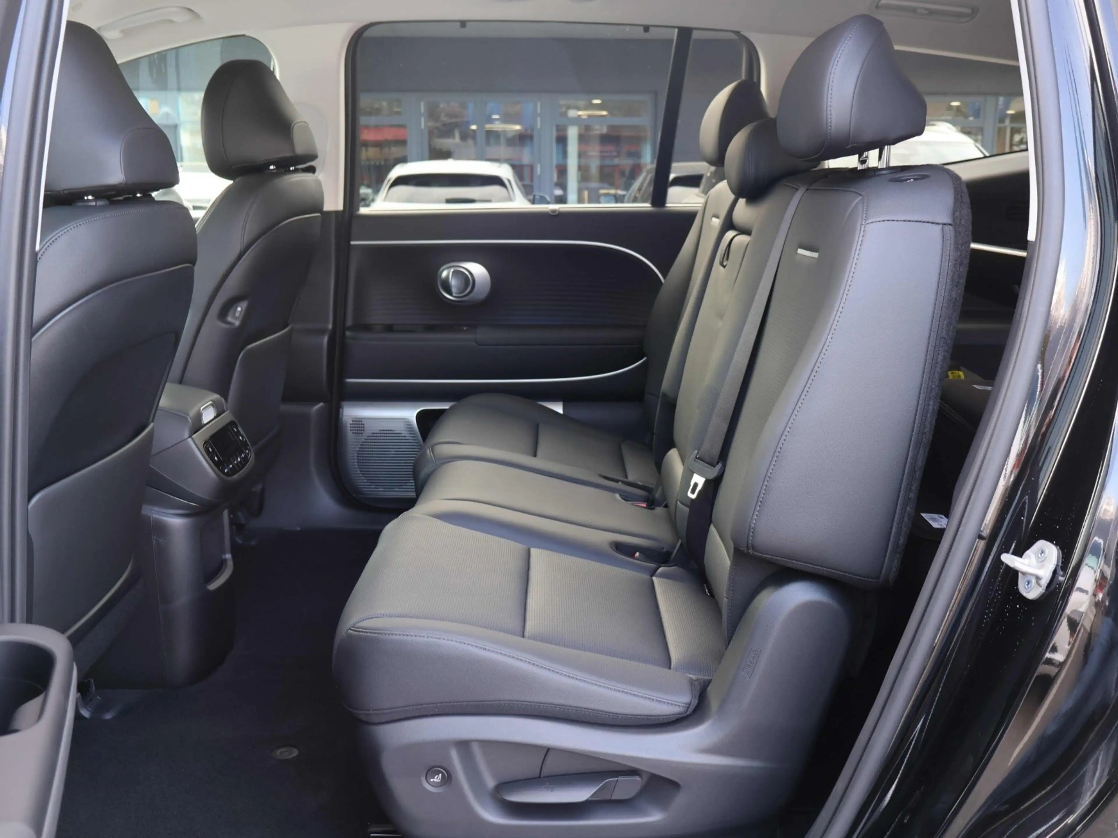 Hyundai IONIQ 9 Prestige Line 110 kWh 4WD abzüglich Superbonus 96 — photo 15