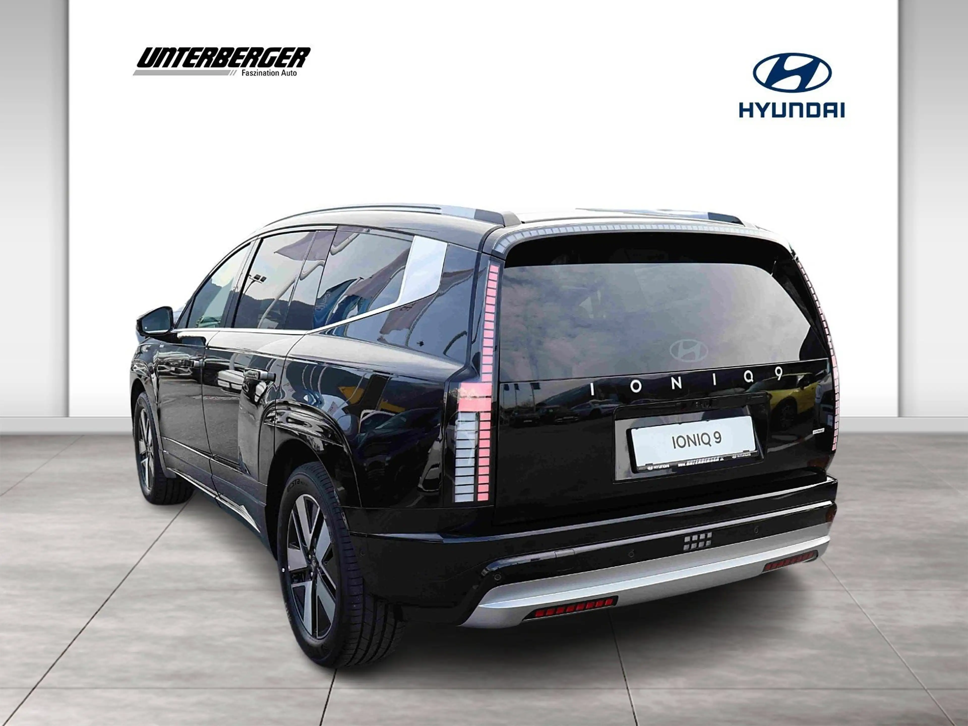 Hyundai IONIQ 9 Prestige Line 110 kWh 4WD abzüglich Superbonus 96 — photo 8
