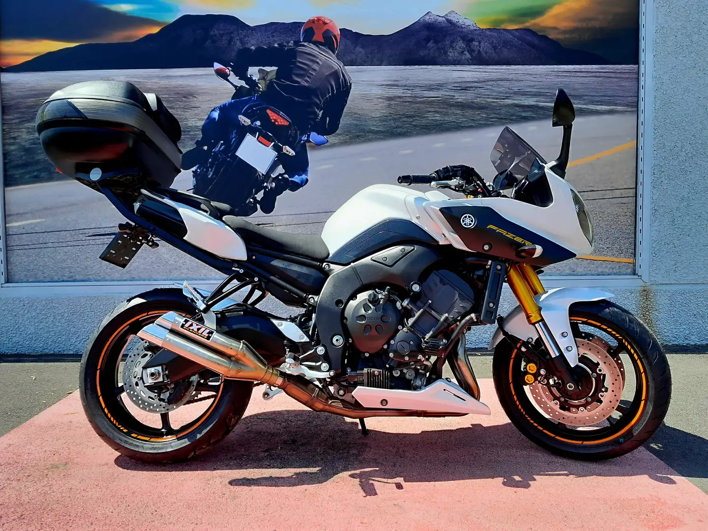 Yamaha FZ 8 FAZER ABS Blanco - 1