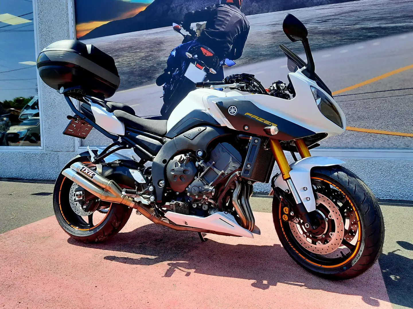 Yamaha FZ 8 FAZER ABS Blanco - 2