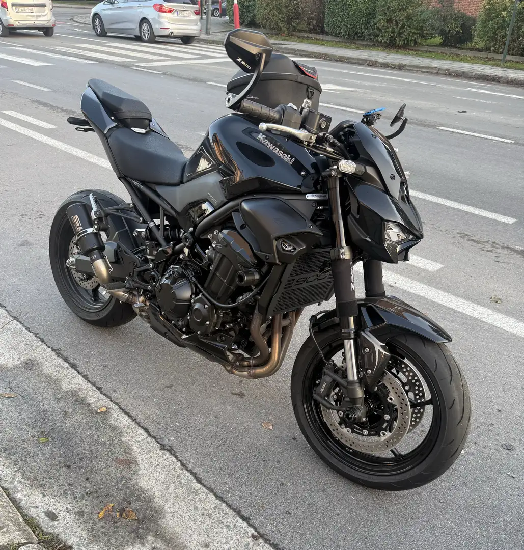 Kawasaki Z 900 All Black - 1