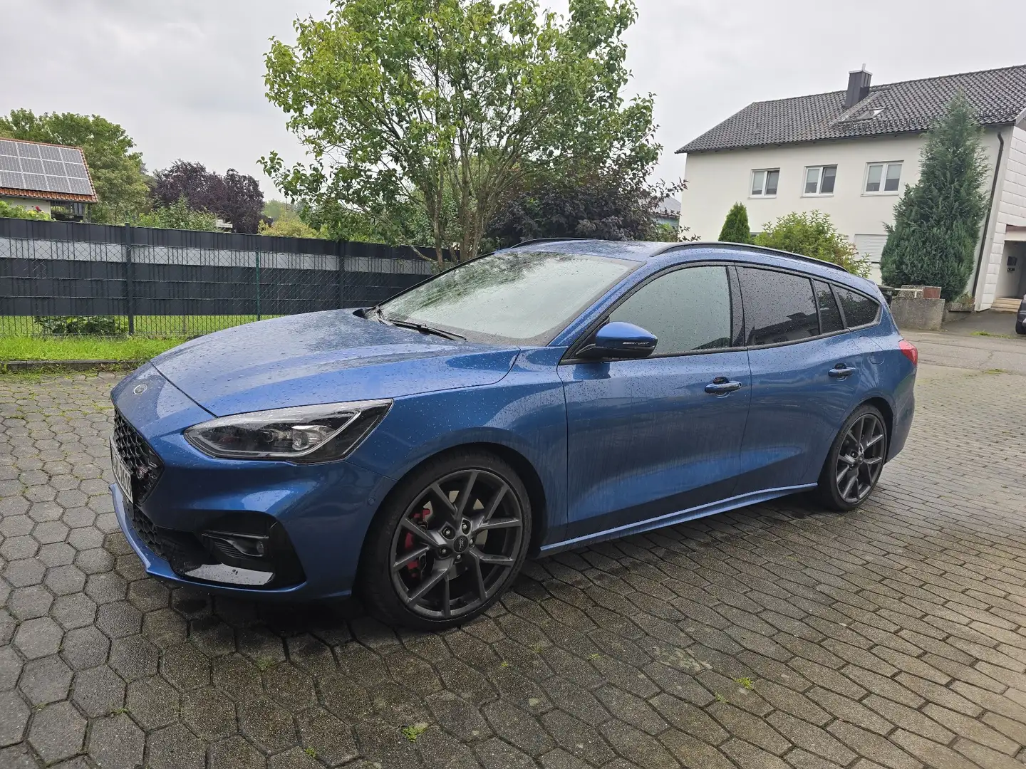 Ford Focus 2.3 EcoBoost S&S Aut. ST mit Styling-Paket - 1